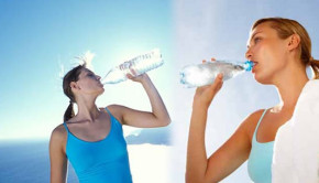 cuánta agua debemos beber al día