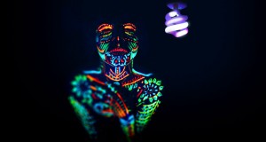 como se genera la luz ultravioleta